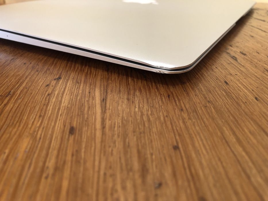 Apple MacBook Air 13'' 8ram/512GB 2017р. 200циклів