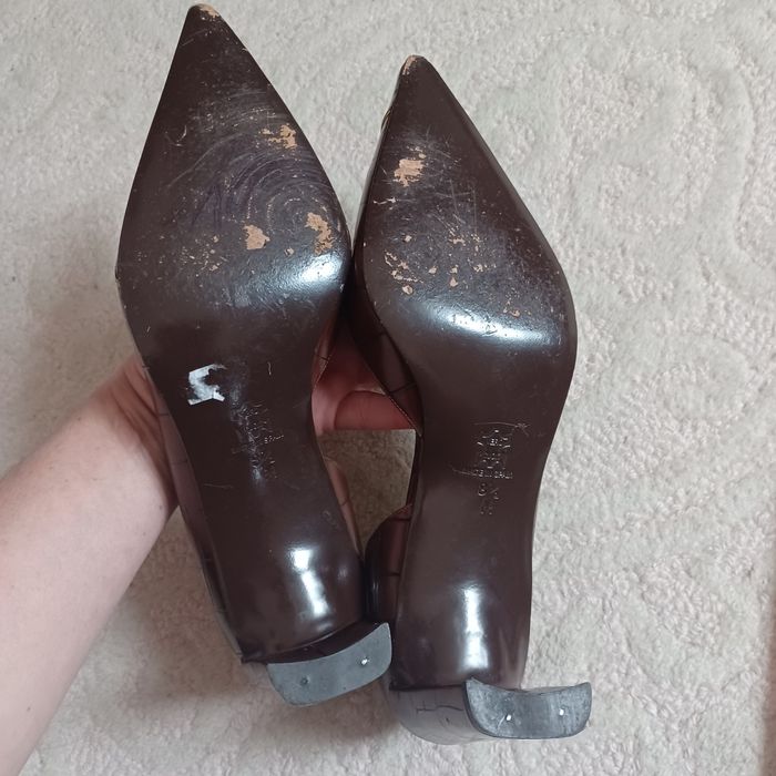 Buty DKNY pełnoskórzane 8,5/38,5