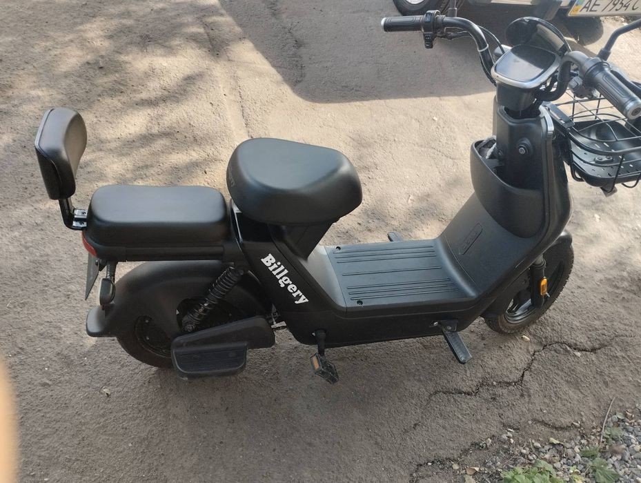 Продам електроскутер Billgery