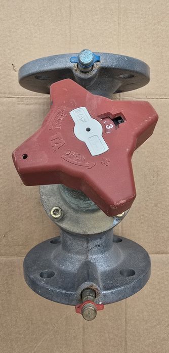 Bomba circuladora vertical Grundfos, Passador/Válvula de balanceamento com falange Tour & Andersson de 2-1/2"
Mod. TP 50-110/4 A-F-A-BAQE  - 96087106
