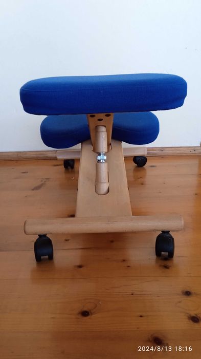 Ergonomiczne krzesło klęczace, Ikea.