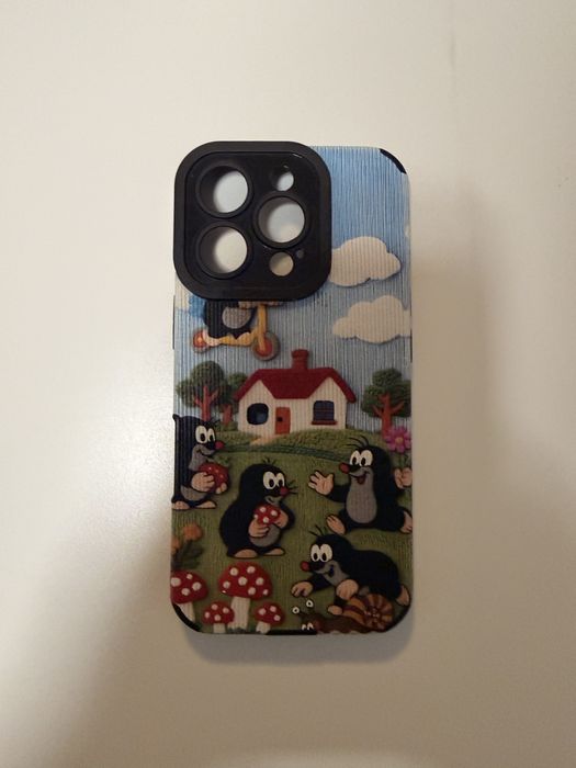 Iphone 16 pro  czarny 128G 5 etui w zestawie