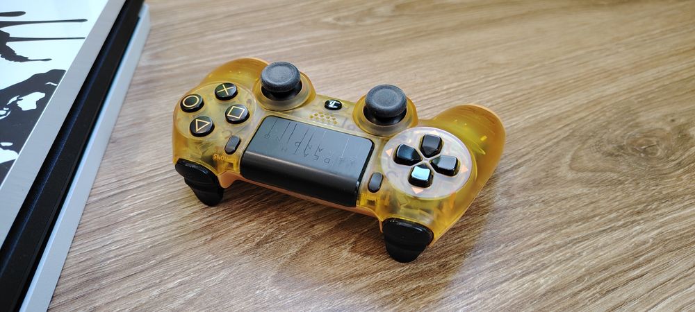 Konsola PS4 pro limitowana death stranding  stan bdb