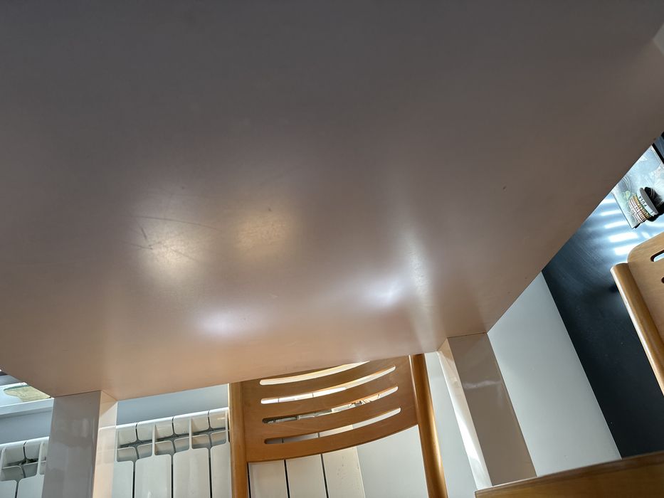 Stol 80x80 stan dobry widoczne slady uzytkowania