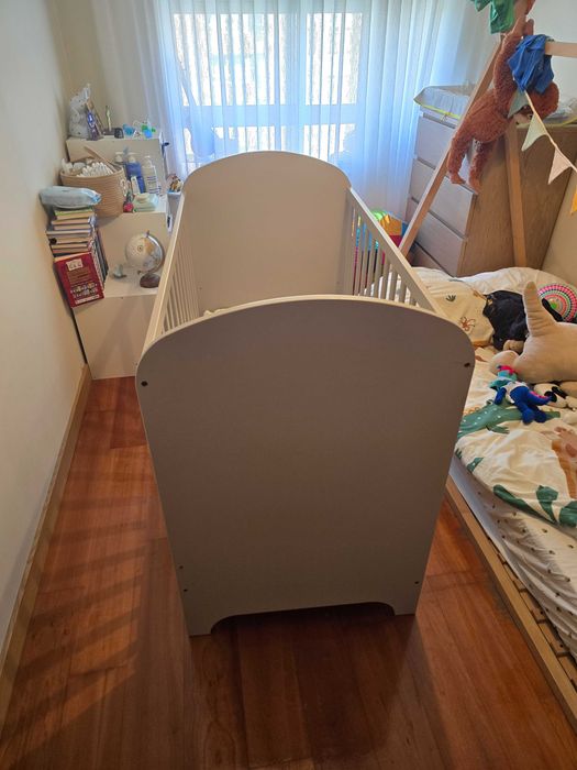 Vendo berço IKEA com oferta colchão