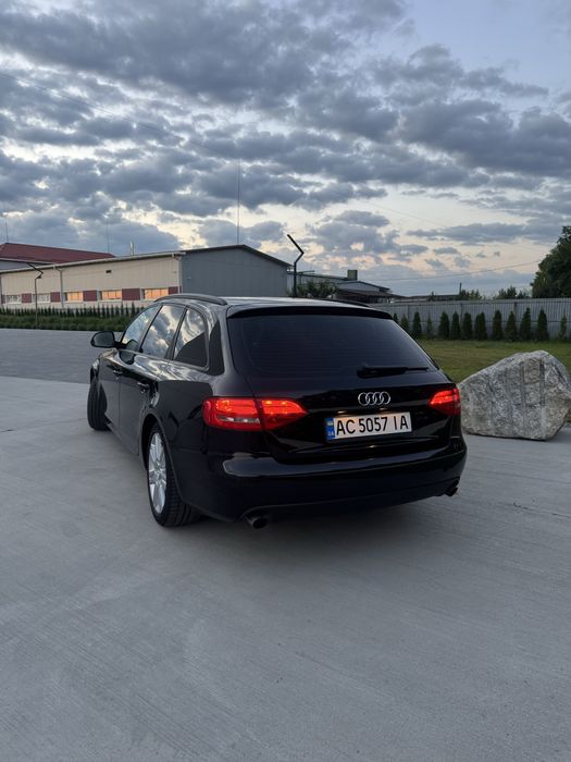 Продам Audi A4 B8 2009 2.0 TFSI