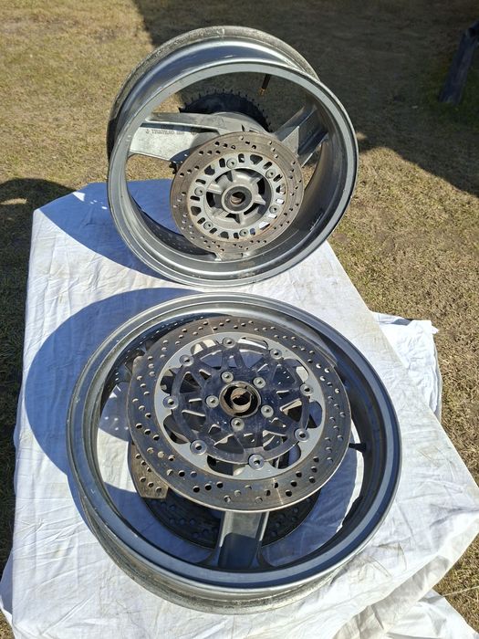 КОЛЕСА для спортивного мотоцикла KAWASAKI