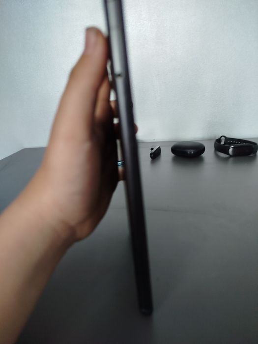 Планшет LENOVO tab m7