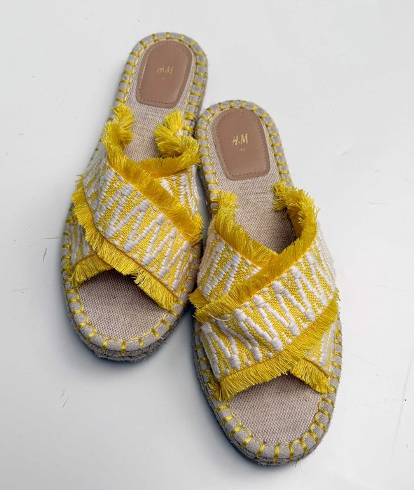 Klapki Boho Żółte H&M 42 Frędzle Etniczne