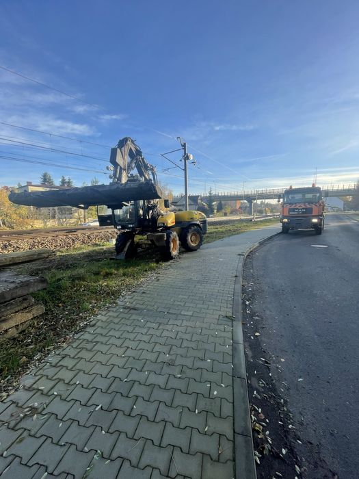 Usługi koparko-ładowarką obrotową Mecalac 10msx oraz minikoparką 1t