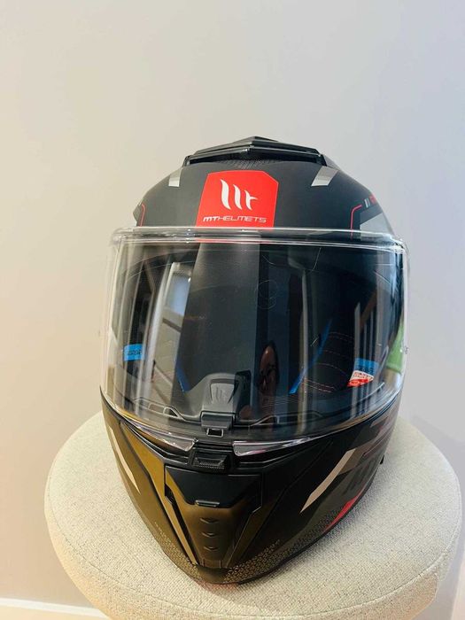 Szczękowy kask motocyklowy MT Atom 2 SV