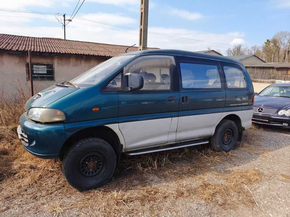 Mitsubishi Delica 4x4 L400 Space Gear brak silnika