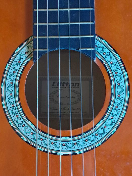 Vendo Guitarra Clássica Clifton – Excelente Oportunidade!