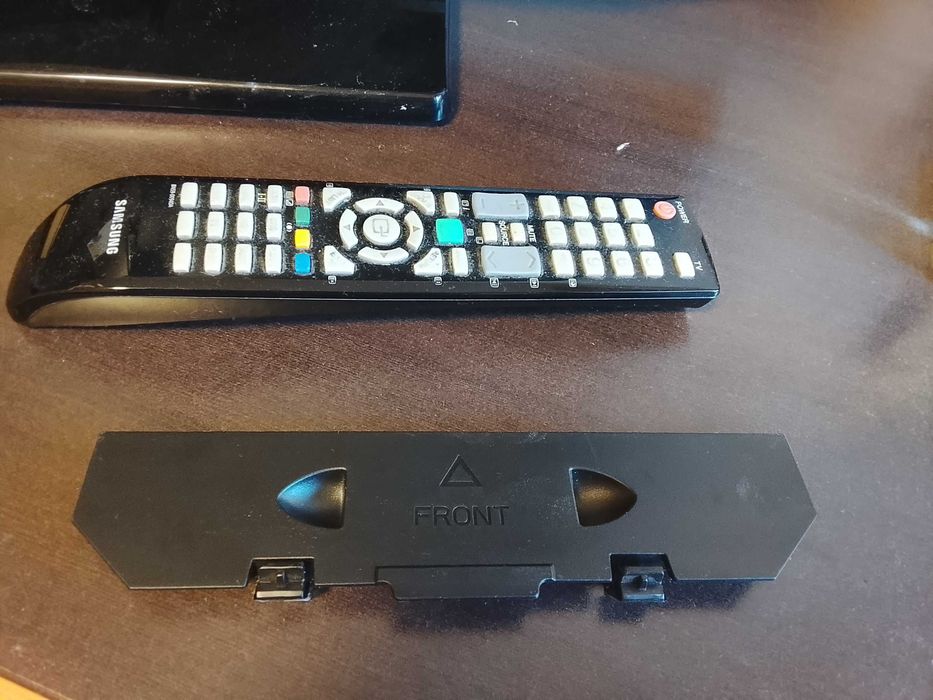 Телевізор 37" Samsung Full HD + Смарт-приставка Xiaomi Mi TV Stick / Box | Ідеальний стан