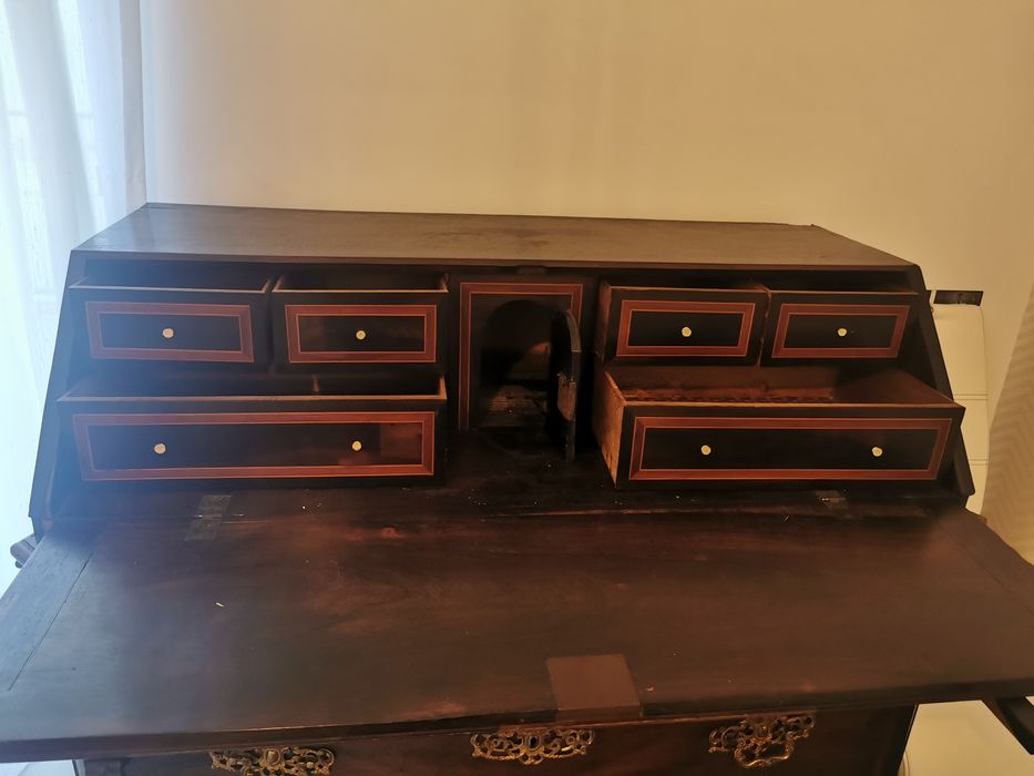 Escrevaninha Século XIX