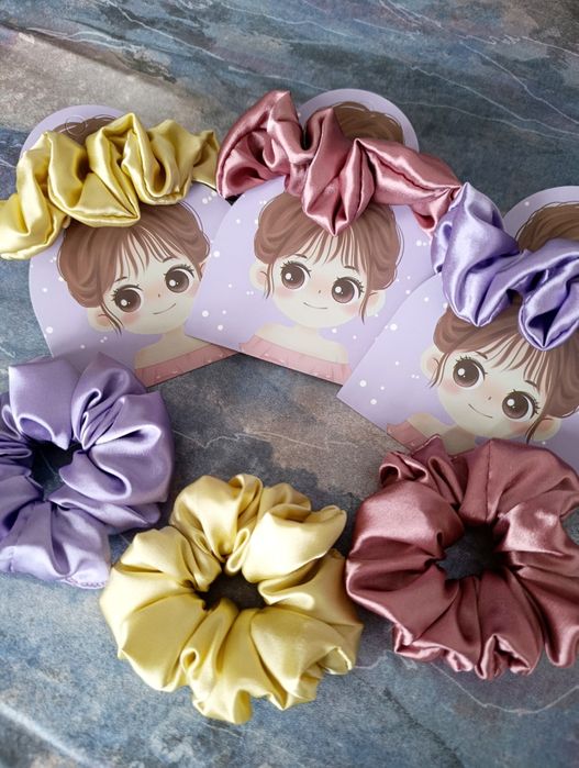 Scrunchie gumka do włosów satynowa Handmade na prezent