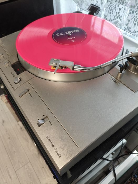 Gramofon Akai AP-Q50V
