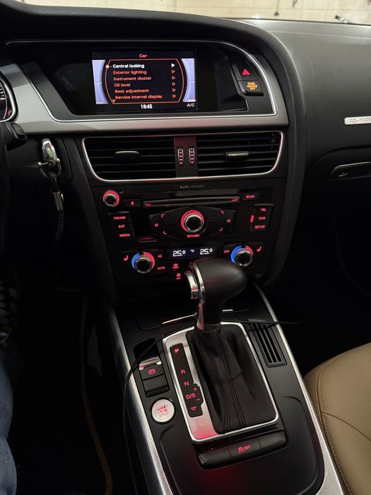 Audi A5 quattro (Premium plus)