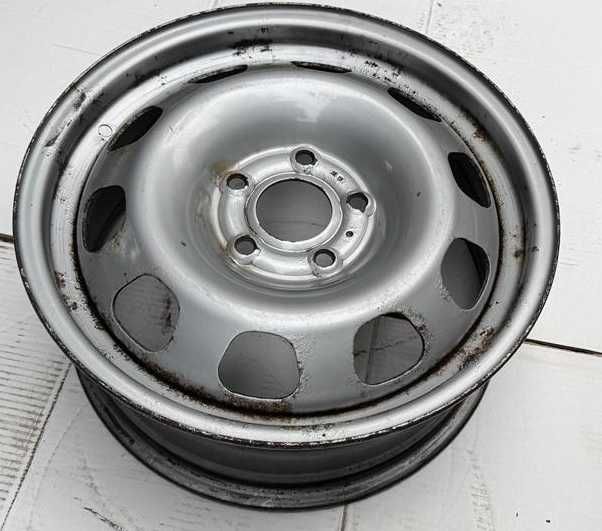 9018 Używana felga stalowa Dacia Duster 6,5-16 5x114,3  ET: 50
