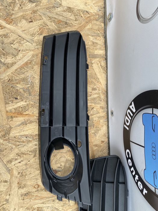 Audi A4 B8 решітки противотуманок ауді а4 б8 решітки бампера