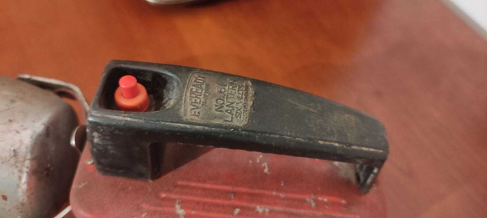 Antiga lanterna Eveready