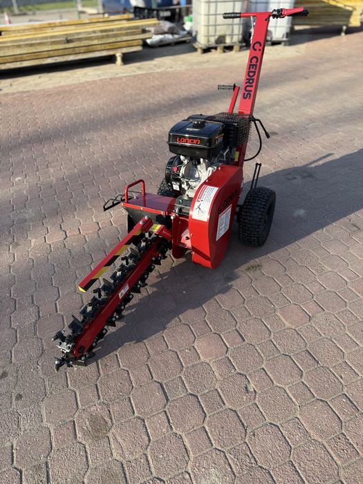 Koparka łańcuchowa : nawodnienie , kable