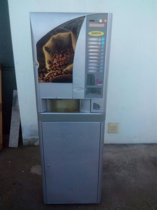 Maquina da Necta  brio 200