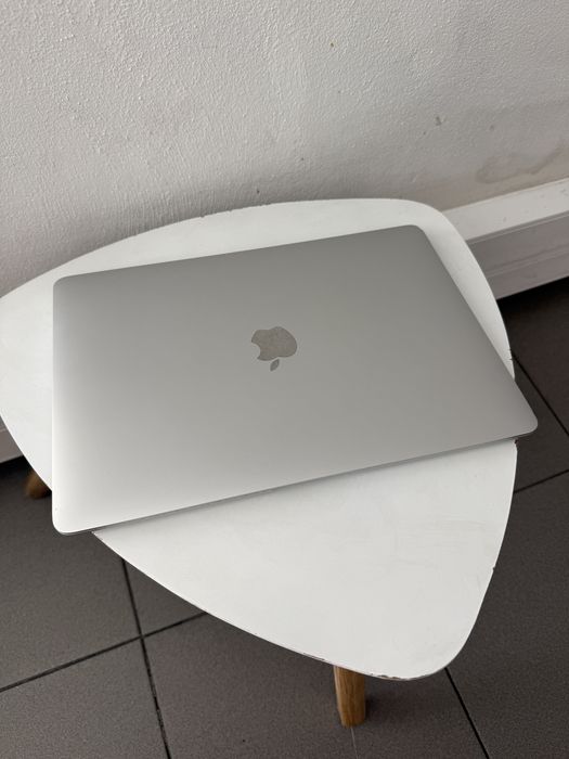 MacBook Air 13 M1 2020 8Gb 256Gb