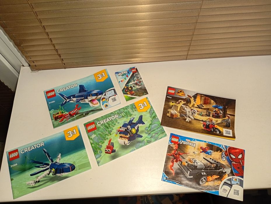Lego Jurassic world(2022) Minecraft, Spider man(2021), Hidden side2020