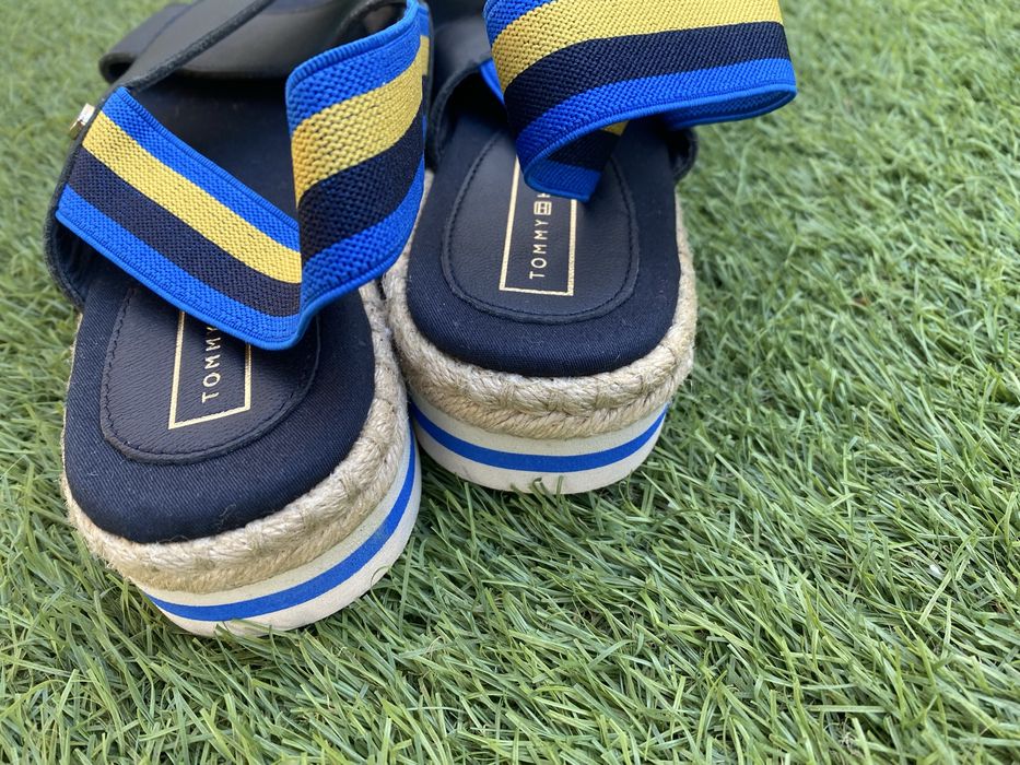 Sandália Tommy Hilfiger - Novas