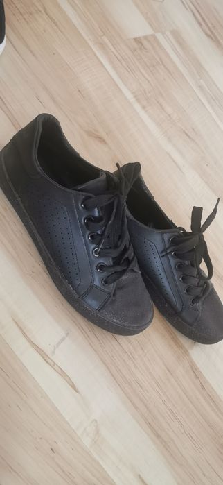 Szpilki, trampki, botki jesień