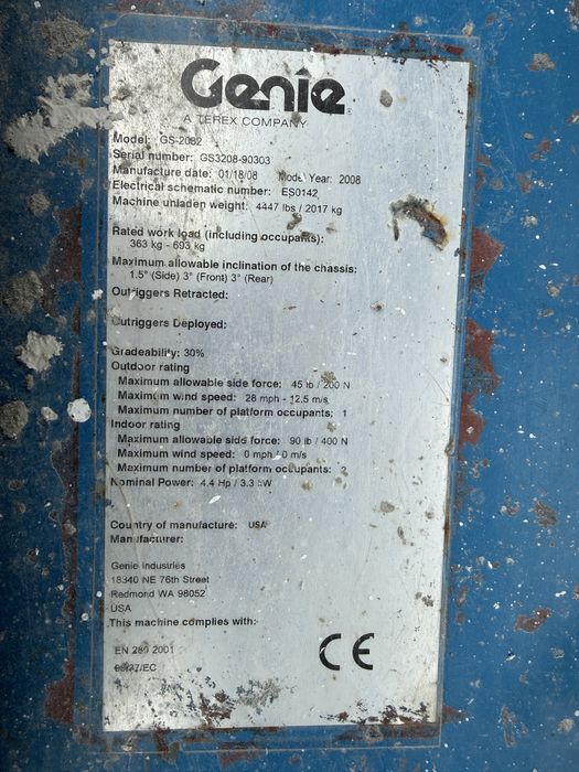 Sprzedam podnośnik nożycowy GENIE 2032