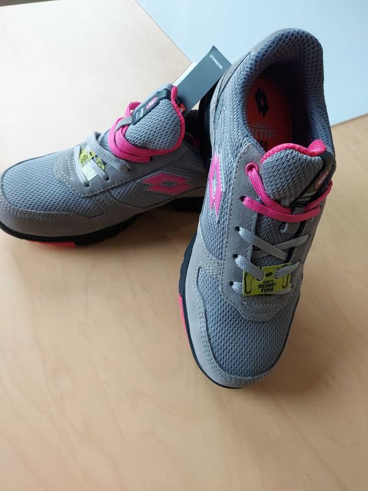 Buty LOTTO Flex EVO 500 W S1P - dla kobiet rozm. 38