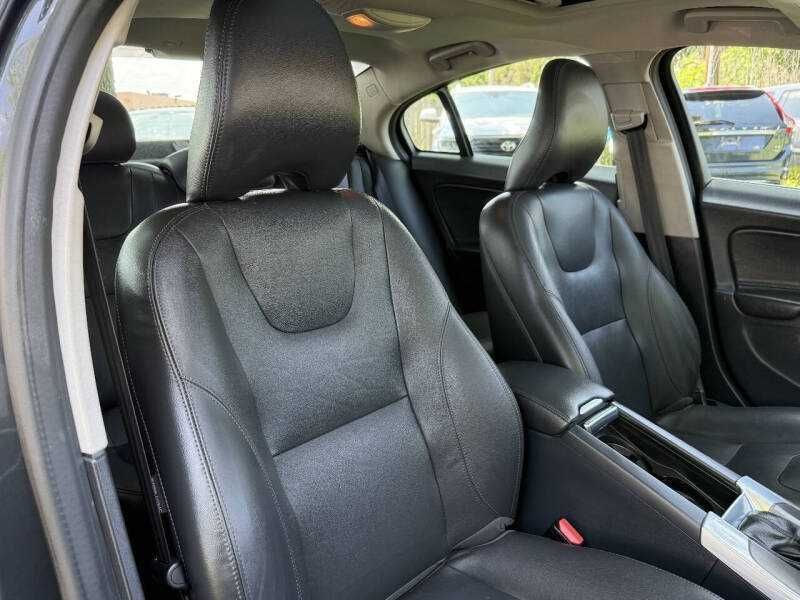 2016 Volvo S60 T5 Drive-E Premier