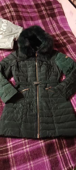 Продам женский пуховик