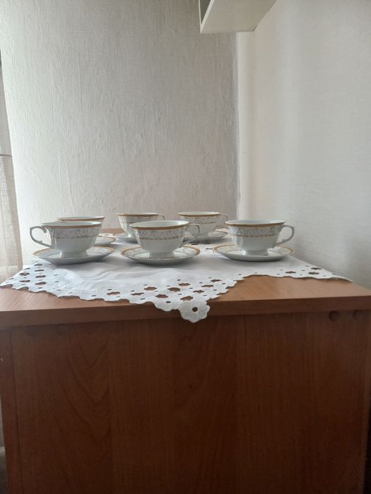 Чашка з  тарілочкою, фарфор, в наявності 6 штук