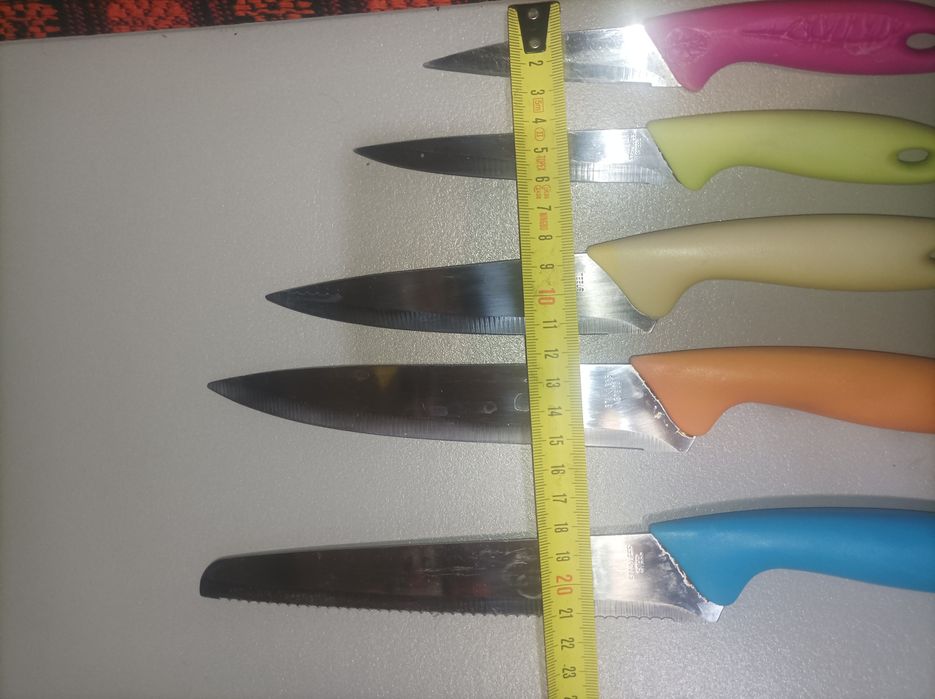 Набір кухонних ножів