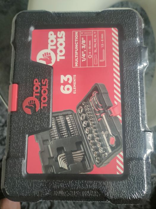 Zestaw Kluczy Nasadowych 1/4", 3/8", 63 szt. Walizka TOP TOOLS