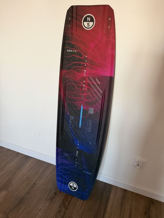 Sprzedam deske North Astra 2026 rozmiar 135x39