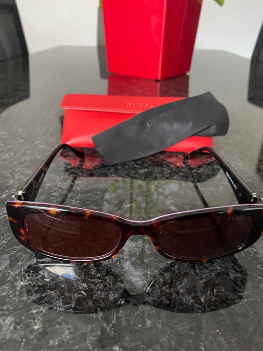 Óculos de sol da Guess originais