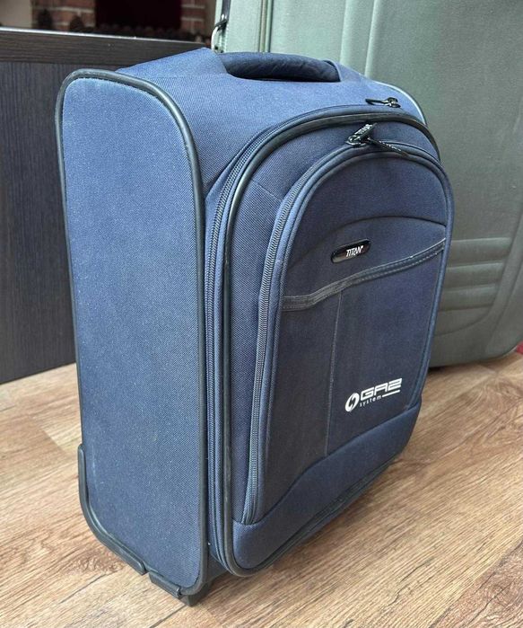 Walizka na kółkach kabinowa