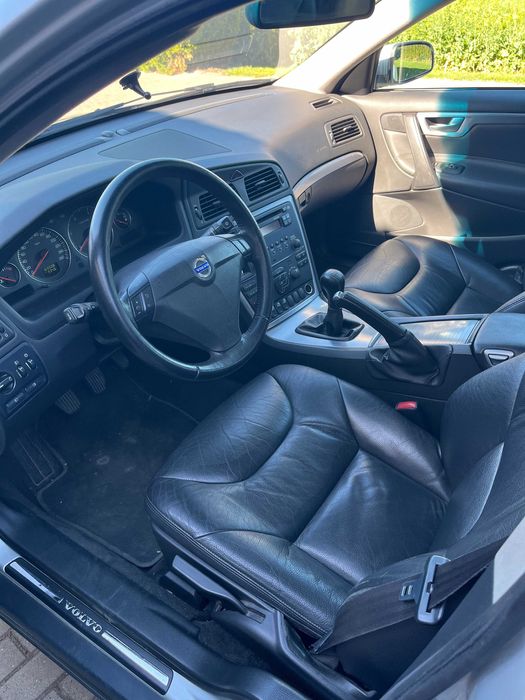 volvo s 60 2,4 diesel niski przebieg