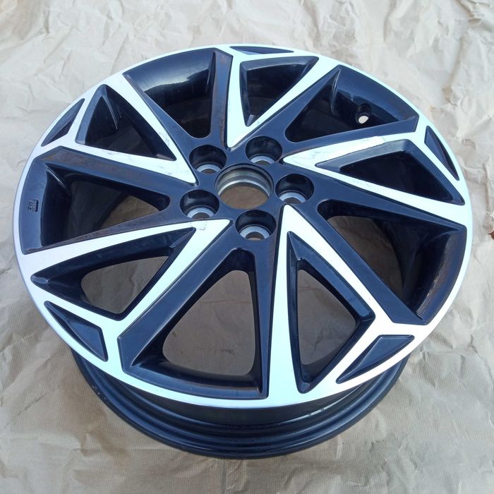 Felga 16 Yaris IV 6X16 ET50 PW457 Oryginał 2022