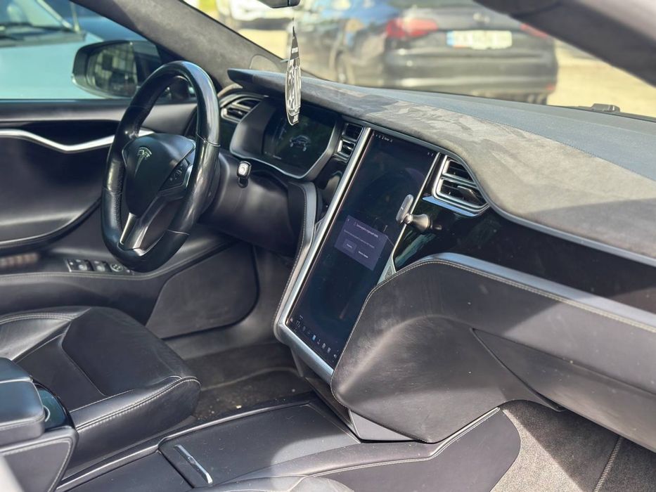 Tesla Model S 2016  Европа