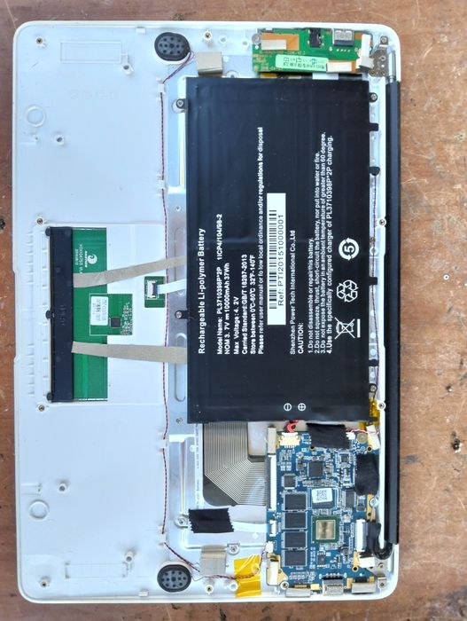 QILIVE PORTÁTIL Q7 (model: CW14Q7B ?)
(Intel Atom Z3735F ?, 2 Go RAM, 32 Go eMMC, 14p).