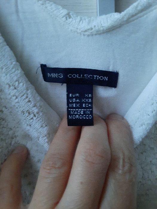 Biała letnia Sukienka Mango