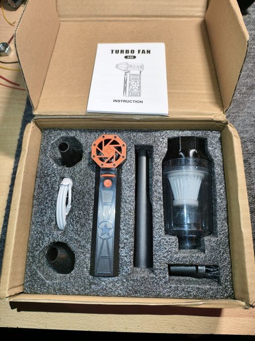 Wentylator,wiatrak elektryczny,dmuchawa z funkcją odkurzacza