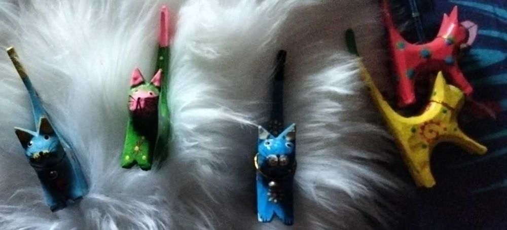 DECORAÇao  Miniaturas madeira   GATINHOS