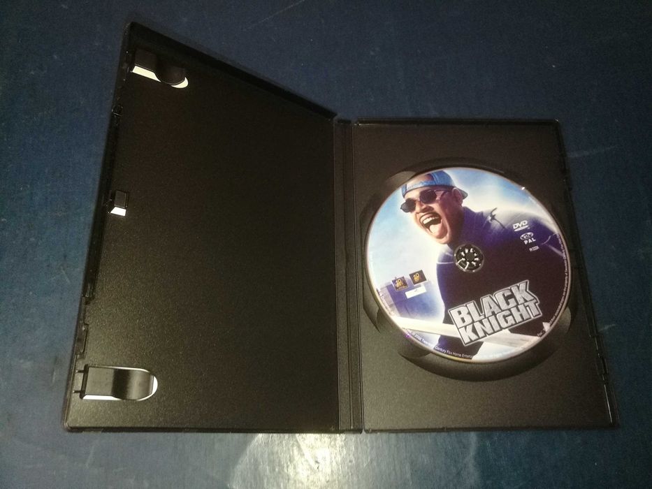O CAVALEIRO NEGRO 	DVD (legendagem em Português9