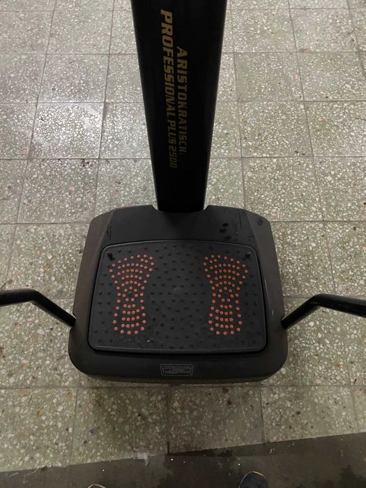 Plataforma Vibratória Aristokratisch Power Massage Professional Plus